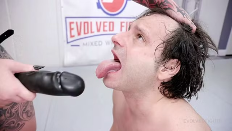 Taylor-Nicole-vs-Marcelo